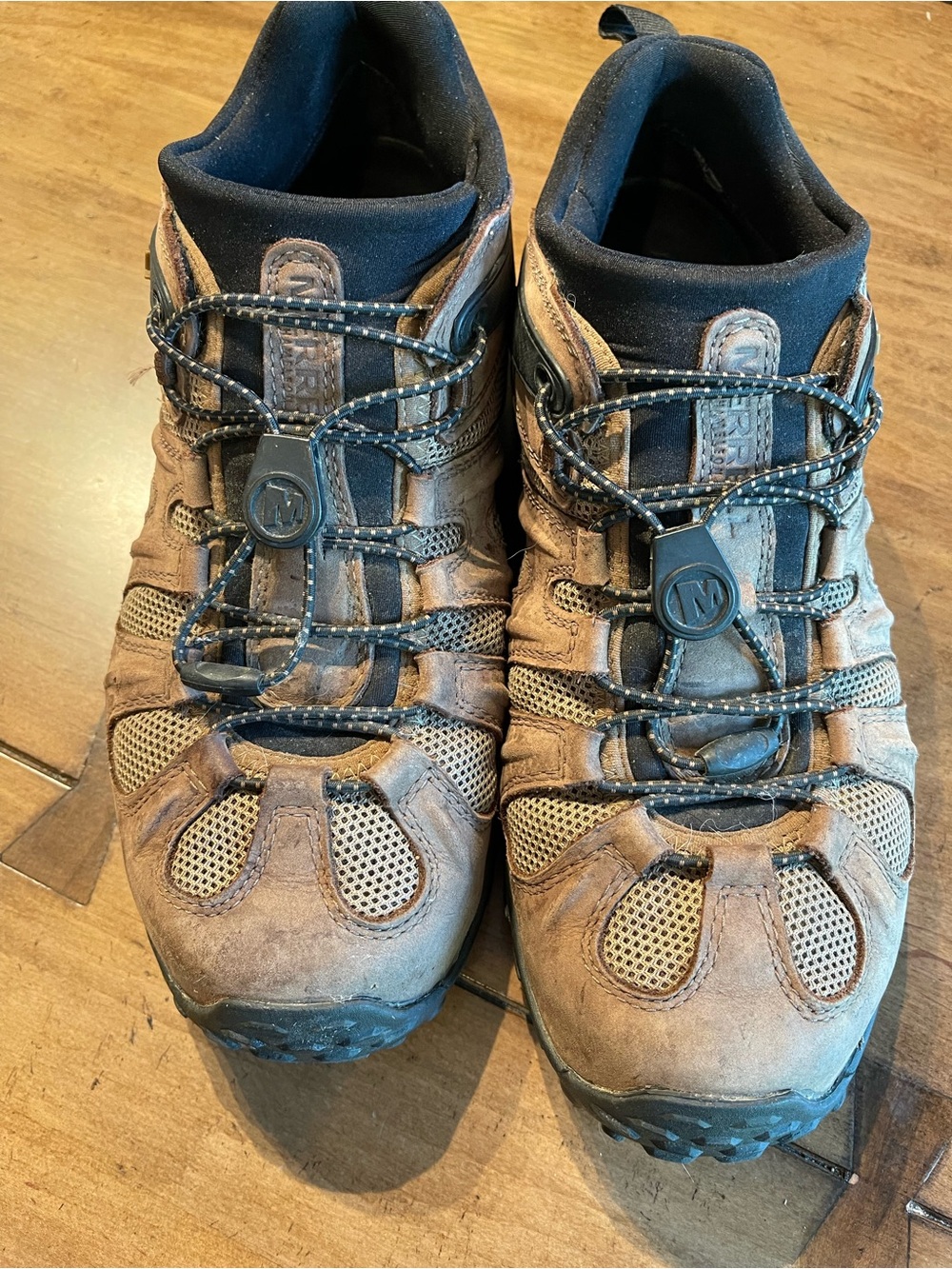 Merrell Men's Brown and Black Trail Walking Shoes size 9.5